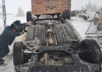 Փրկարարները Գեղարոտ գյուղի սկզբնամասում նկատել են գլխիվայր շրջված «Kia» մակնիշի ավտոմեքենա